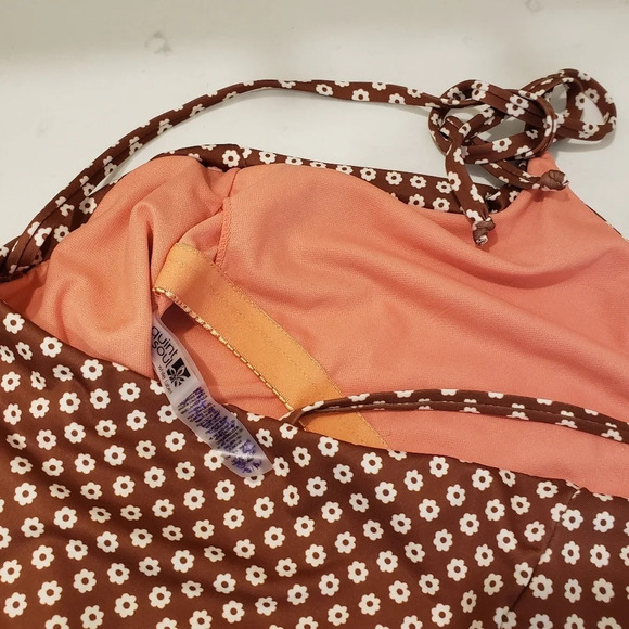 2/$25-Quintsoul NWOT 1-pc Michelen Innocence 70s print daisy print tie shoulder - Picture 10 of 13